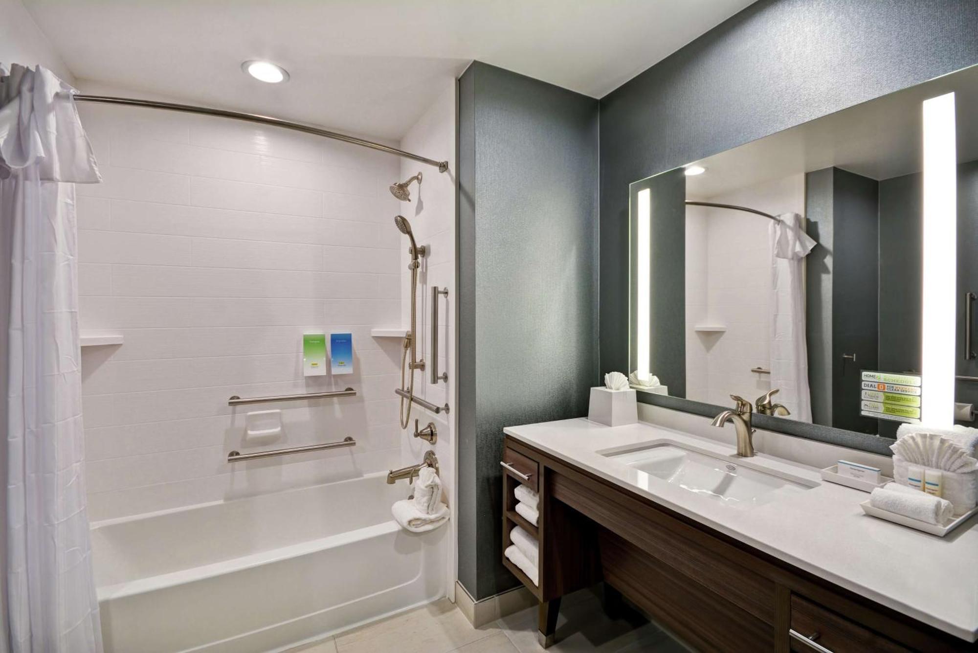 Home2 Suites Plano Legacy West Bagian luar foto